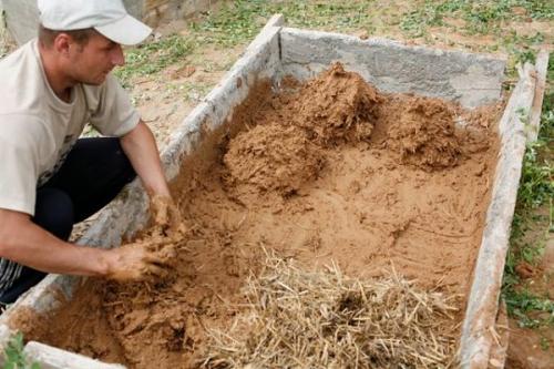 Фундамент для дома из пеноблоков на глинистой почве. Факторы зависимости выбора