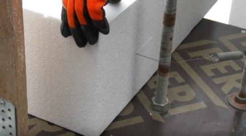 Можно ли утеплять дом пенопластом. Работа с обычными стенами