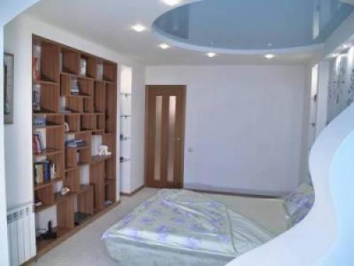 Потолок из МДФ в спальне. Какой потолок сделать в спальне. Гипсокартонные, натяжные виды. Конструкции из панелей ПВХ, МДФ и потолочной плитки. Шпаклёвка по бетонной плите