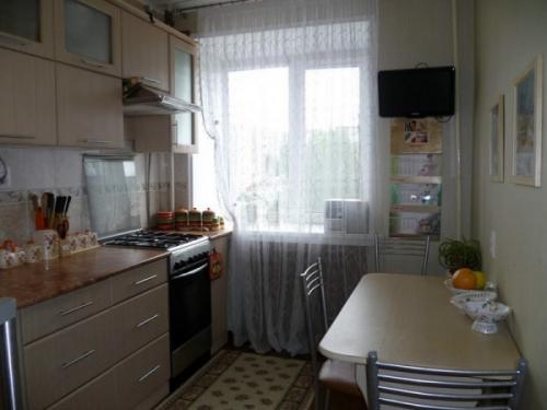 Обеденный стол, как выбрать. Как выбрать кухонный стол по размеру? 33 Обеденный стол, как выбрать. Как выбрать кухонный стол по размеру? 33