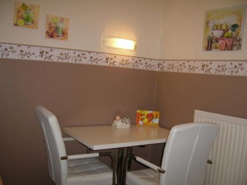 Обеденный стол, как выбрать. Как выбрать кухонный стол по размеру? 27 Обеденный стол, как выбрать. Как выбрать кухонный стол по размеру? 27