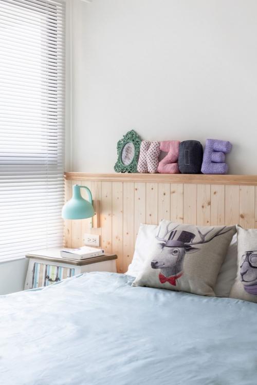 Интерьер квартиры молодой девушки в пастельных оттенках 18