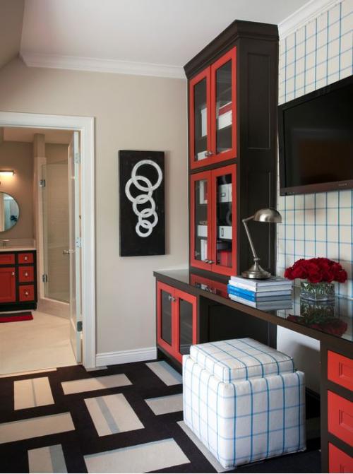 Яркие цвета в интерьере квартиры 13