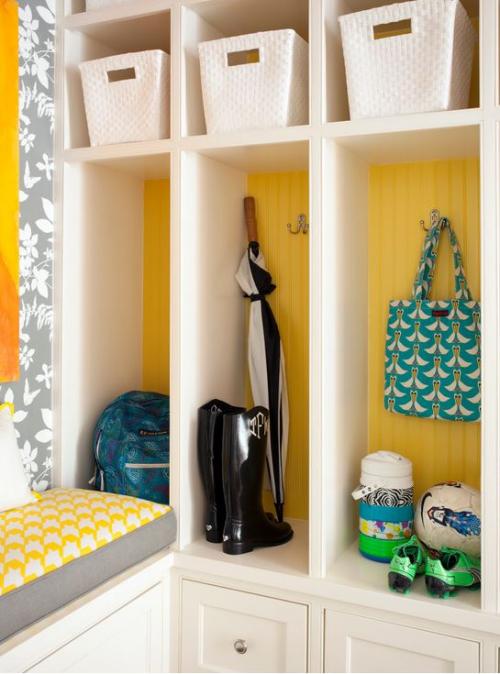 Яркие цвета в интерьере квартиры 15