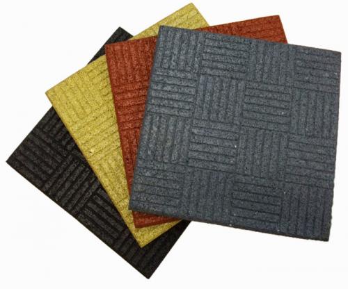 Как сделать деревянную лестницу менее скользкой. Деревянная лестница 07