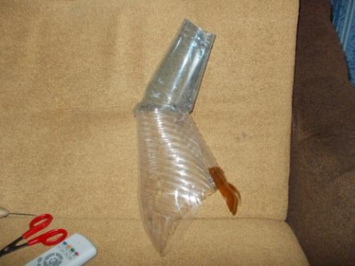 Как сделать павлина из пластиковых бутылок своими руками пошагово. Руководство по изготовлению благородной птицы 04