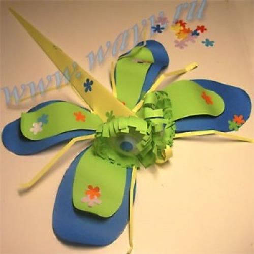 Поделка стрекоза своими руками. Объемная аппликация из цветной бумаги. Стрекоза