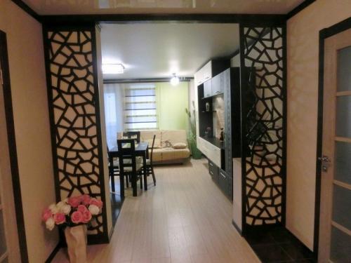 Зонирование кухни и гостиной перегородкой. Какую роль выполняет перегородка между гостиной и кухней