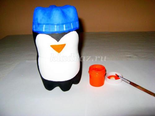 Как сделать из пластиковой бутылки пингвина. Пингвин из пластиковых бутылок своими руками. Мастер-класс 09 Как сделать из пластиковой бутылки пингвина. Пингвин из пластиковых бутылок своими руками. Мастер-класс 09
