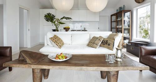 Отделка стен деревом в скандинавском стиле. Цветовое оформление