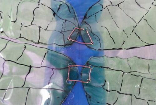 Стрекоза из пластиковых бутылок своими руками. Изящная стрекоза из пластиковой бутылки