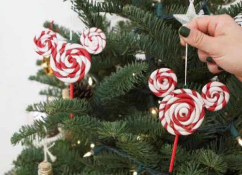 Своими руками игрушки на елку из ткани. Новогодняя игрушка Микки Маус к году 2020 своими руками