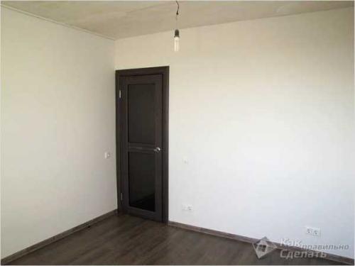 Плинтус в цвет дверей или пола. Принци.  Плинтус для пола в тон дверей и/или дверных наличников 28