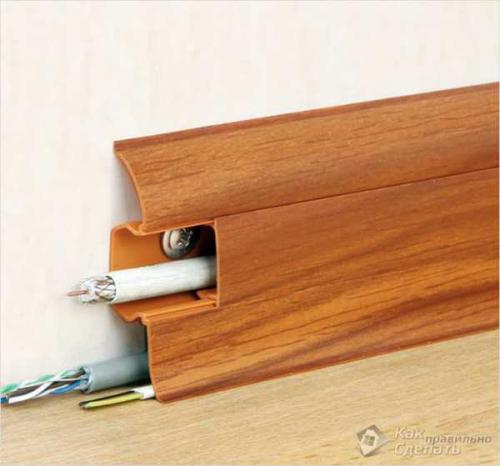 Плинтус в цвет дверей или пола. Принци.  Плинтус для пола в тон дверей и/или дверных наличников 36