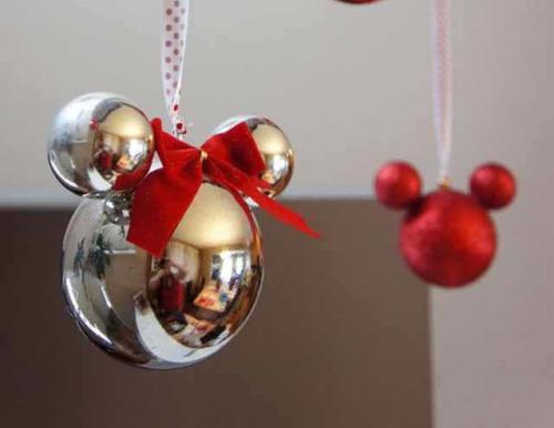 Своими руками игрушки на елку из ткани. Новогодняя игрушка Микки Маус к году 2020 своими руками