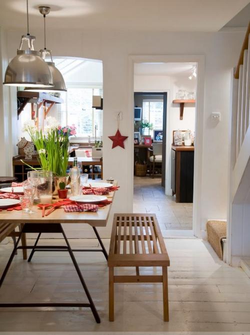 20 способов красиво украсить стол салфетками 08