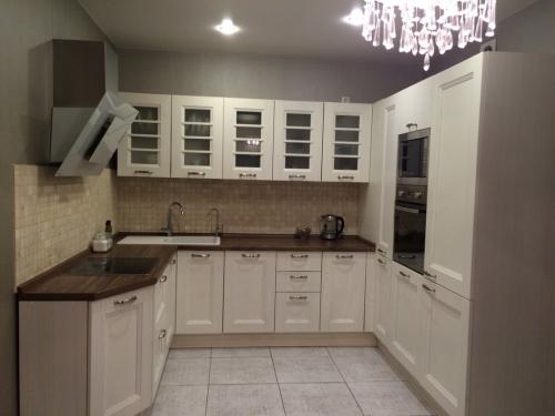 Сочетание цветов венге в интерьере. Для оформления, каких элементов кухни стоит использовать цвет венге