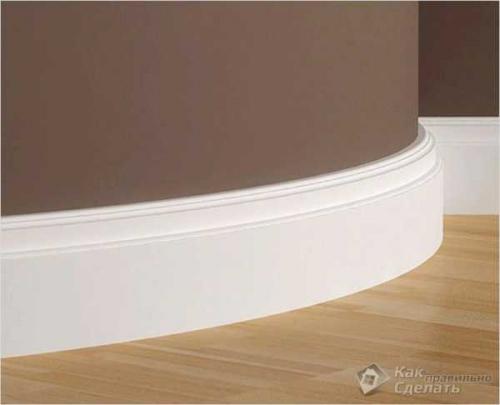 Плинтус в цвет дверей или пола. Принци.  Плинтус для пола в тон дверей и/или дверных наличников 37