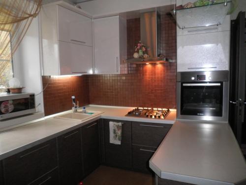 Сочетание цветов венге в интерьере. Для оформления, каких элементов кухни стоит использовать цвет венге