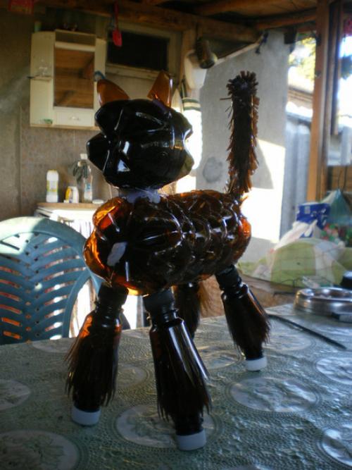 Жираф из пластиковых бутылок своими руками. Кот из пластиковых бутылок.Мастер класс.