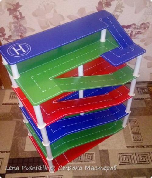 Парковка своими руками из коробки. Паркинг для игрушечных машинок