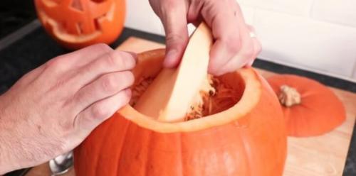 Грушевидная тыква на Хэллоуин. Как вырезать тыкву на Хэллоуин: пошаговая инструкция