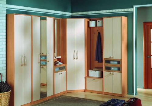 Прихожие для маленьких коридоров. Маленькие хитрости