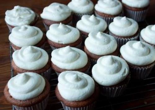 Масляный крем для капкейков. Крем для капкейков 13