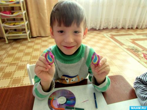 Как сделать Жар птицу. Жар птица из бумаги своими руками: птица-феникс в технике квиллинг 59 Как сделать Жар птицу. Жар птица из бумаги своими руками: птица-феникс в технике квиллинг 59