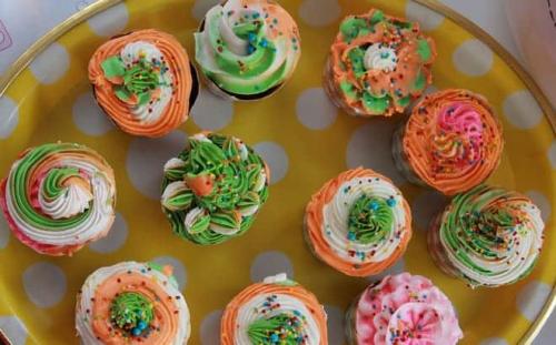 Белково-масляный крем для капкейков. Как сделать белково-масляный крем для капкейков в домашних условиях