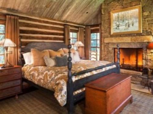 Спальня в квартире с камином. Дизайн помещения с камином 01 Спальня в квартире с камином. Дизайн помещения с камином 01