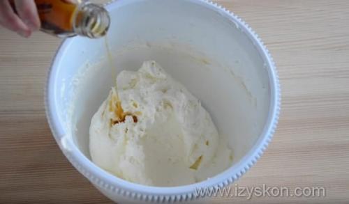 Белково-масляный крем для капкейков. Как сделать белково-масляный крем для капкейков в домашних условиях