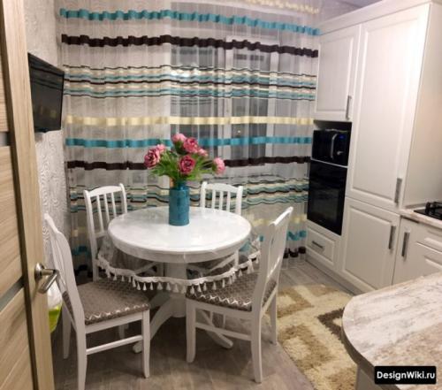 Расположение холодильника на кухне.  Холодильник не должен «ломать» рабочий треугольник 13