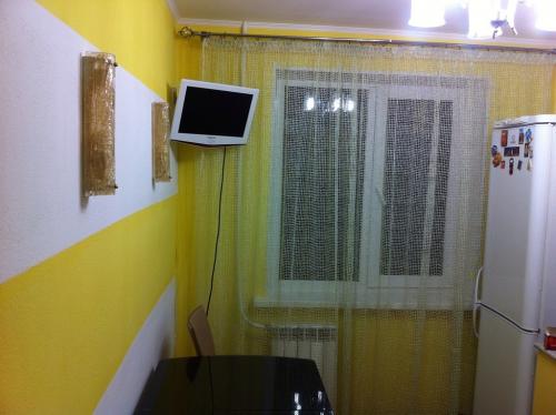 Фартук для зеленой кухни. Что в каком цвете оформить?