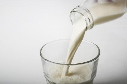 Чтобы не убежало молоко при кипячении. Что такое кипяченое молоко? 04