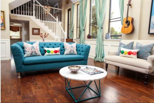 Цвет морской волны в интерьере 06