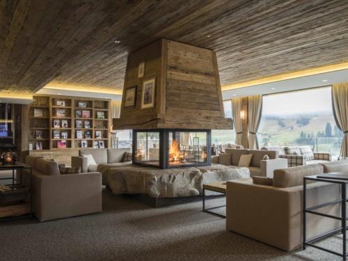 Декор из дерева в интерьере. Деревянный декор, как экологически безопасное украшение интерьера