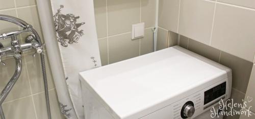 Стиральная машина не помещается в ванную. Впихнуть не впихуемое: если стиральная машина не влазит