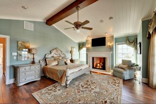 Цвет морской волны в интерьере 14