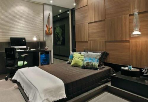 Кровать без ножек на полу 11 Кровать без ножек на полу 11