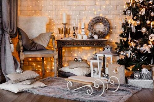 Новогодние украшения своими руками 2020. Как украсить комнату на Новый год 2020: простые идеи