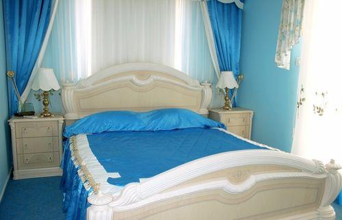 Комната с белой мебелью. Оттенки белого и особенности фактур 18 Комната с белой мебелью. Оттенки белого и особенности фактур 18