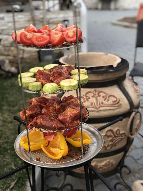 Тандыр за и против. Что такое тандыр и что в нем готовят?