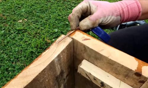 Как сделать грядки из земли. Правильное устройство высокой грядки из досок: плюсы и минусы