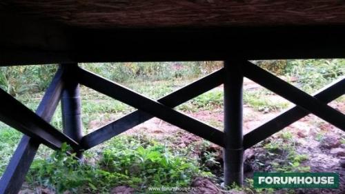 Дом на сваях на воде. Проблемы свайно-винтового фундамента