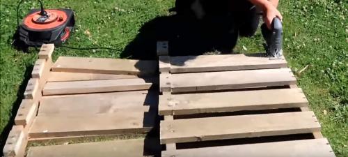 Как сделать грядки из земли. Правильное устройство высокой грядки из досок: плюсы и минусы