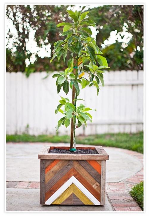 Мебель из старых досок. Студентка создает из старых ненужных досок уникальные предметы мебели и интерьера 32