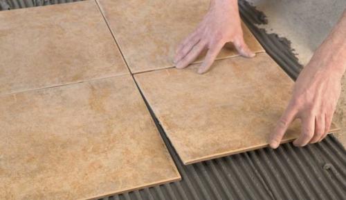 Укладка керамогранита без зазора. В каких случаях можно укладывать керамогранит без швов и зазоров