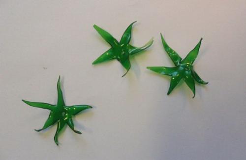 Ромашки из бутылок своими руками. Белые ромашки из пластиковых бутылок