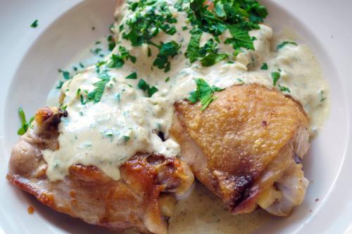 Чкмерули. Шкмерули: Отличное грузинское блюдо из курицы с соусом (а не в соусе)